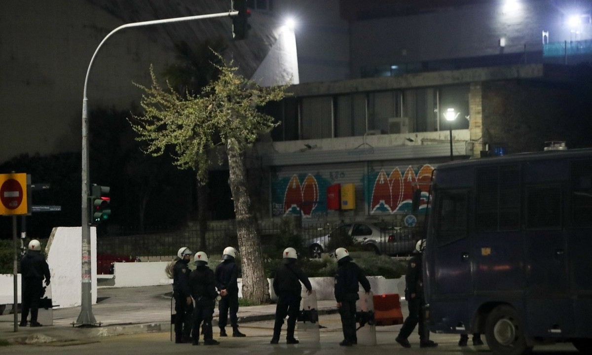Η Αστυνομία το βράδυ της Δευτέρας επιχείρησε να επέμβει στην Πρυτανεία του ΑΠΘ, που βρισκόταν σε κατάληψη.