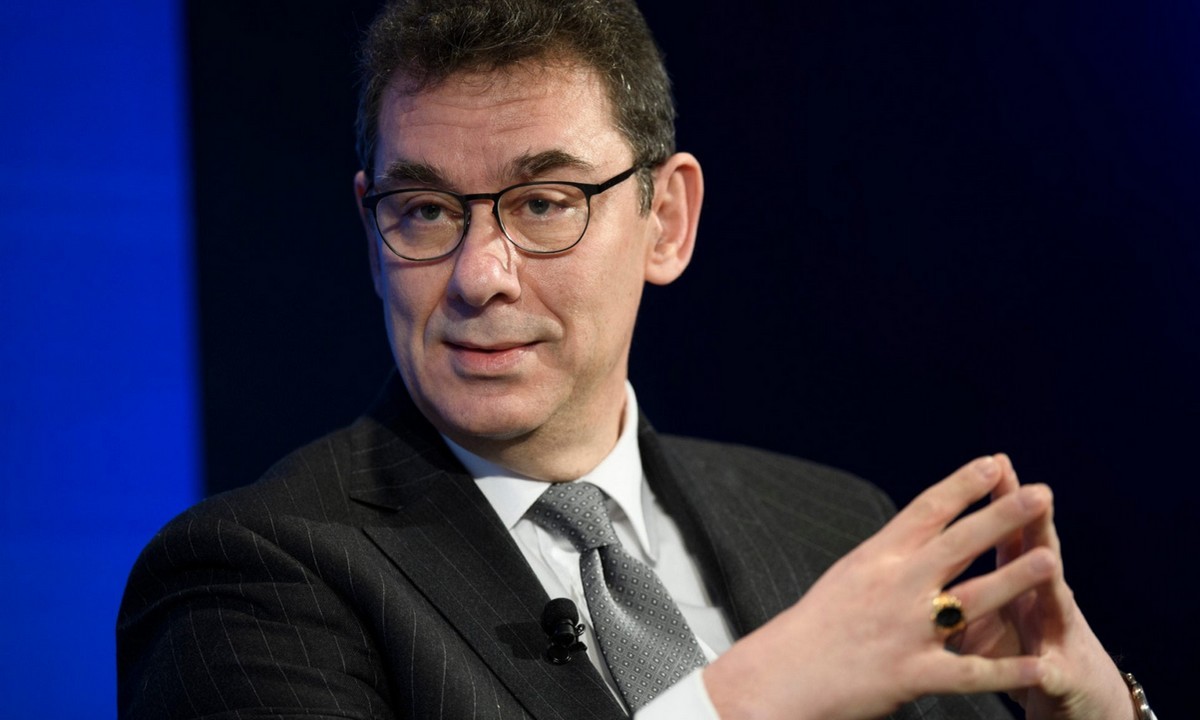 Pfizer: «Ζήτω η 25η Μαρτίου!» – Το μήνυμα του Έλληνα CEO για την Επανάσταση