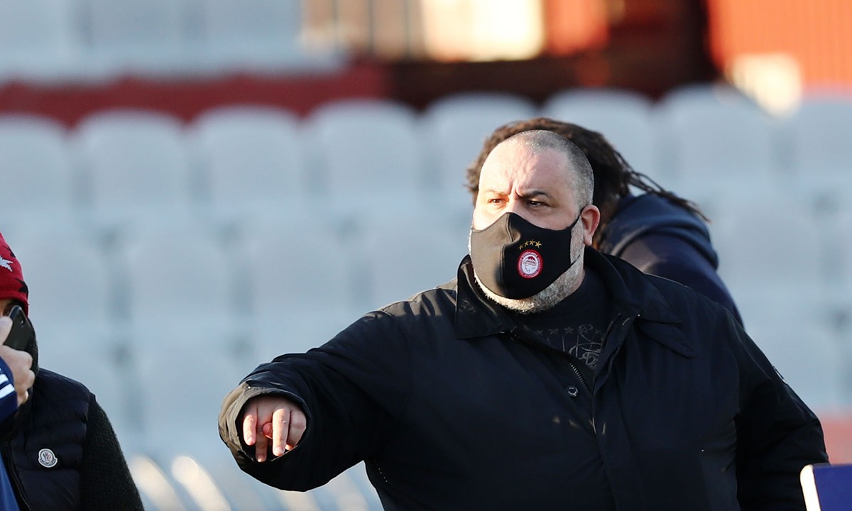 Καραπαπάς: Εξήγησε γιατί δεν είχε… μαγική σφαίρα στην κλήρωση (pic)