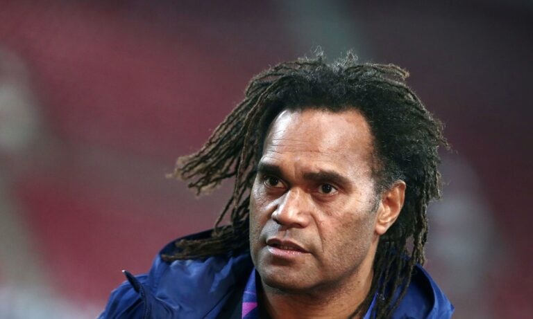 Καρεμπέ: «Ίνδαλμα μου ο Μπουρουσάγκα»