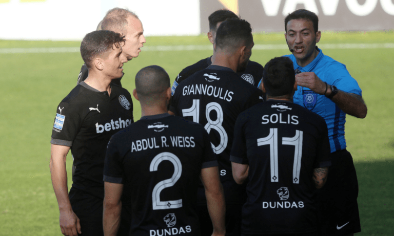 ΟΦΗ-ΑΕΛ: «Βάλ’τον μέσα». Το διαιτητικό λάθος που θα μιλούσε όλη η Ελλάδα!