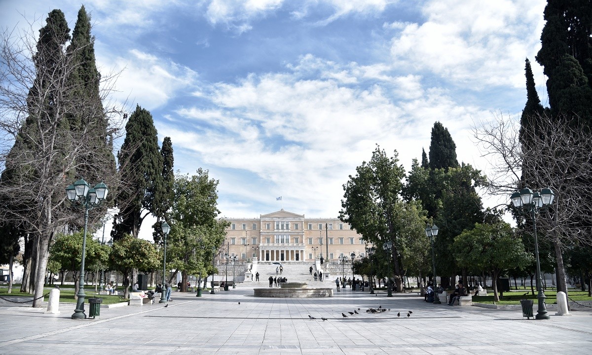 Lockdown: Όλα όσα ισχύουν από αυτό το Σαββατοκύριακο – Η απαγόρευση κυκλοφορίας και οι κωδικοί μετακίνησης