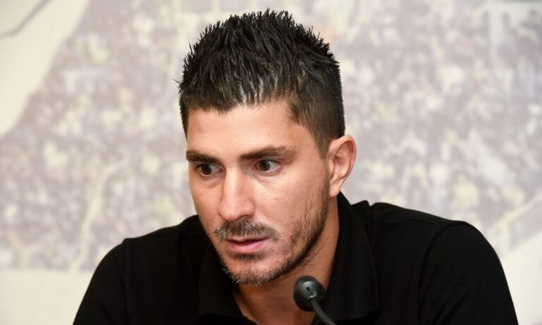 Γιαννακίδης: «Ο Χατζόπουλος είναι θεότρελος, το χαίρεται και το γουστάρει»