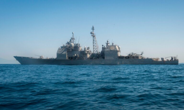 Φρεγάτες: Δύο Ticonderoga δίνουν ως πλοία ενδιάμεσης λύσης οι Αμερικανοί