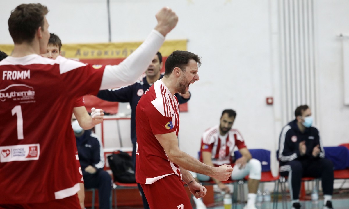 Volley League: Ματσάρα και νίκη-τίτλου ο Ολυμπιακός στο ντέρμπι με ΠΑΟΚ (vid)