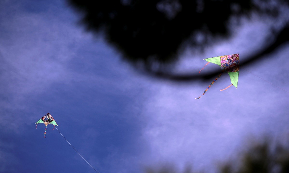 ΔΕΔΔΗΕ για Καθαρά Δευτέρα: Οδηγίες για ασφαλές πέταγμα χαρταετού