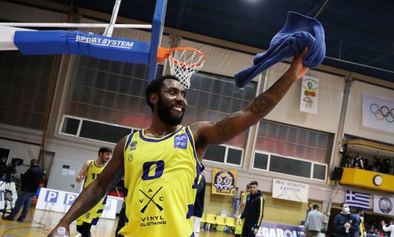 Λαύριο: Αυτοπεποίθηση στα ουράνια!