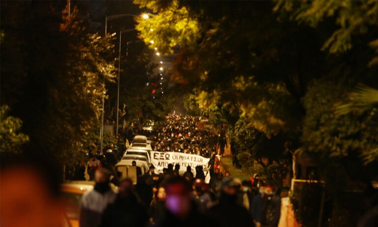 Επεισόδια Νέα Σμύρνη: Νέες φωτογραφίες από τις γενικευμένες αντιδράσεις