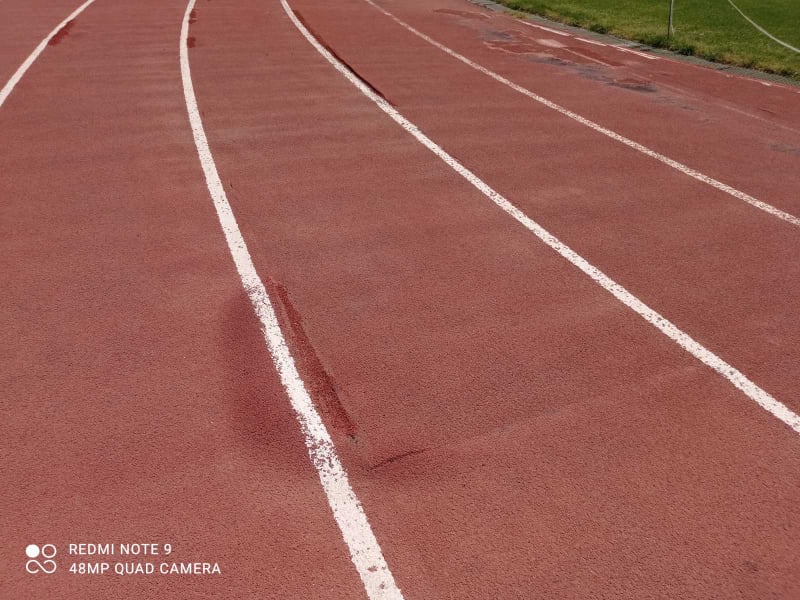 Στίβος: Σε κακά χάλια τα στάδια Μυτιλήνης και Καλλονής (φωτογραφίες) - Επιστολή Θ. Βαλσαμίδη στον Περιφερειάρχη