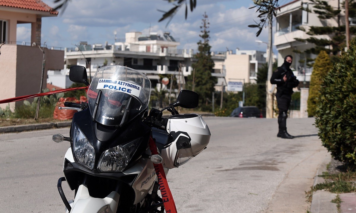 Γιώργος Καραϊβάζ: Αυτό είναι το σημείο όπου δολοφονήθηκε ο δημοσιογράφος (vids+pics)