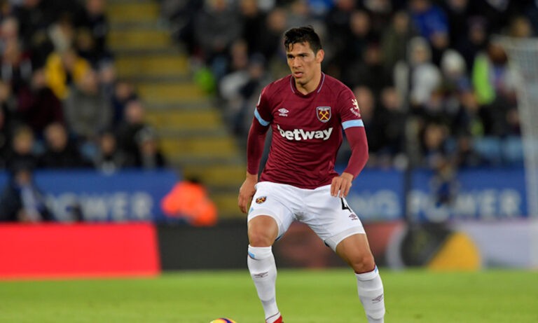 Η ΑΕΚ βλέπει και Μπαλμπουένα για στόπερ!