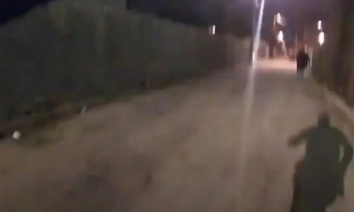 Σικάγο: Βίντεο δείχνει αστυνομικό να σκοτώνει έναν νεαρό