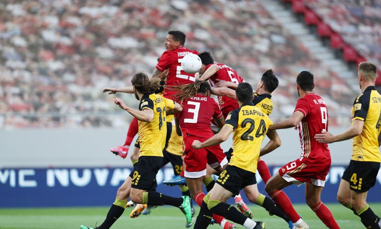 Ολυμπιακός – ΑΕΚ: Ακυρώθηκε γκολ του Σεμέδο (vid)