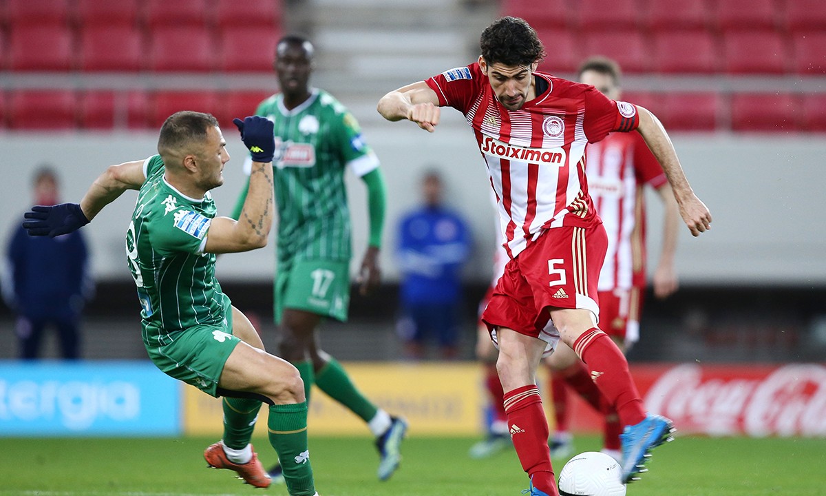 Μπουχαλάκης: «Τιμή μου που φοράω το περιβραχιόνιο, δεν έχω κάτι για το συμβόλαιο» (vid)