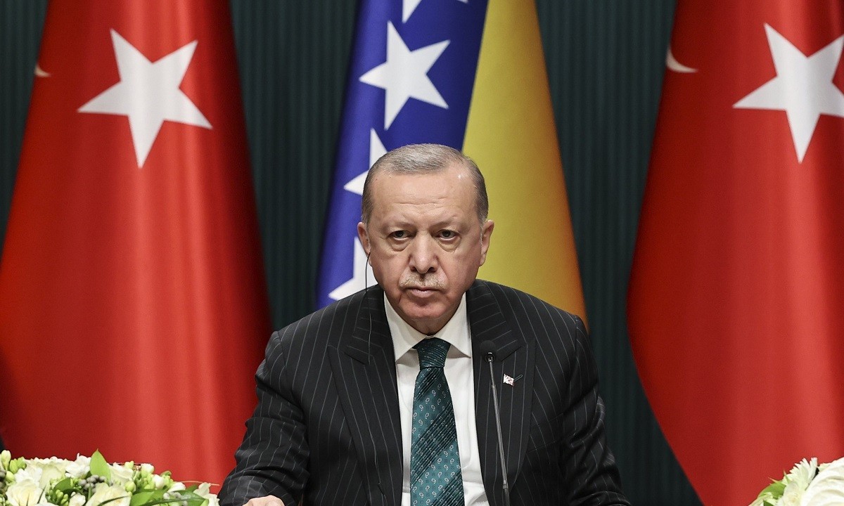 Τουρκία: Απίστευτη παραδοχή - Ο Ερντογάν υπαγορεύει στους δικαστές τι να κάνουν