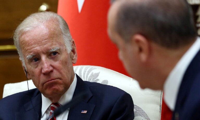 Δημήτρης Φιλιππίδης: Σε τεντωμένο σκοινί οι σχέσεις Τουρκίας-HΠΑ – Σε λίγο όλο το ρεπορτάζ