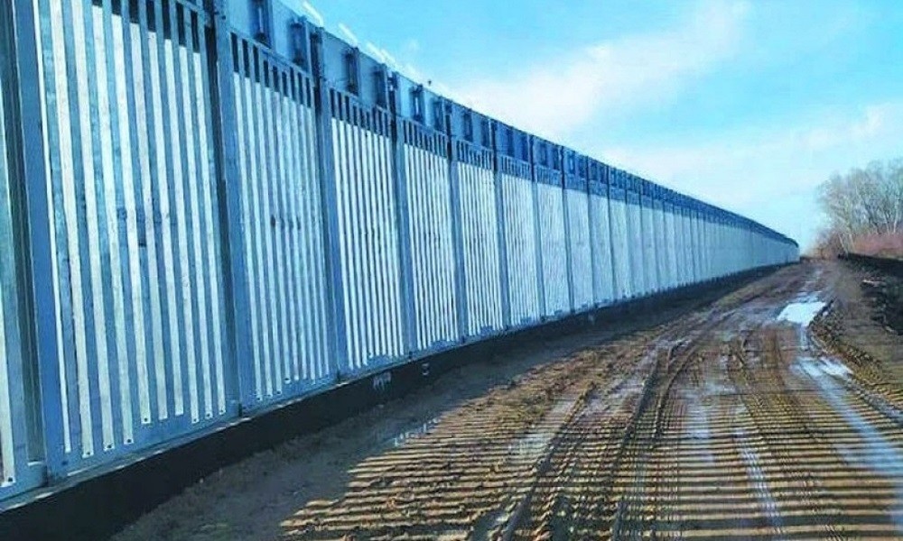 Ελληνοτουρκικά: Έτσι συνεχίζει να χτίζεται ο νέος φράχτης στον Έβρο, μήκους 27 χιλιομέτρων
