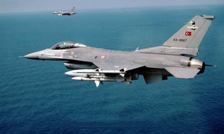 Ελληνοτουρικά: Ζεύγος τουρκικών F-16 πέταξαν πάνω από Οινούσες και Παναγιά
