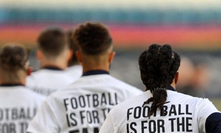 Λιντς: Ηχηρό μήνυμα των παικτών κατά της European Super League