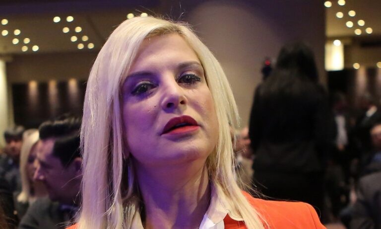 Μαρίνα Πατούλη: Η… οικογενειακή selfie και το σχόλιο της «κακίας»