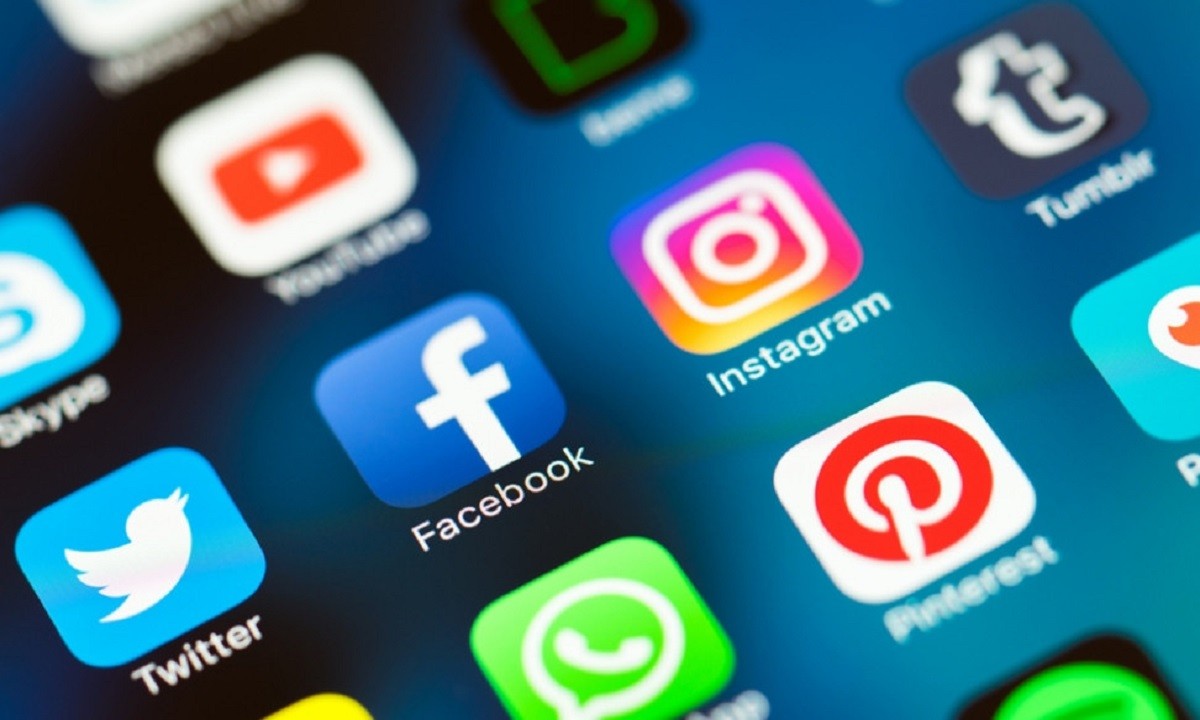 Facebook και Instagram έπεσαν – Πολλά τα προβλήματα
