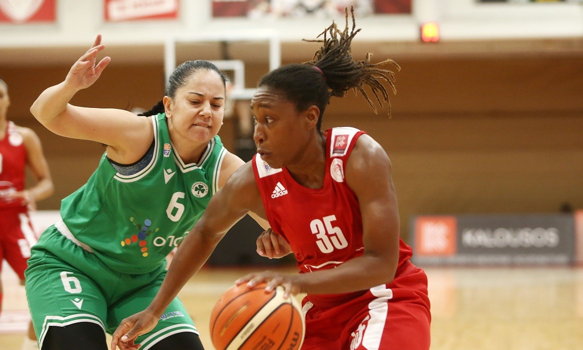 Ντέιβις: «Φίλαθλος του Παναθηναϊκού μας πρόσφερε 500 ευρώ για να μην σκοράρουμε»