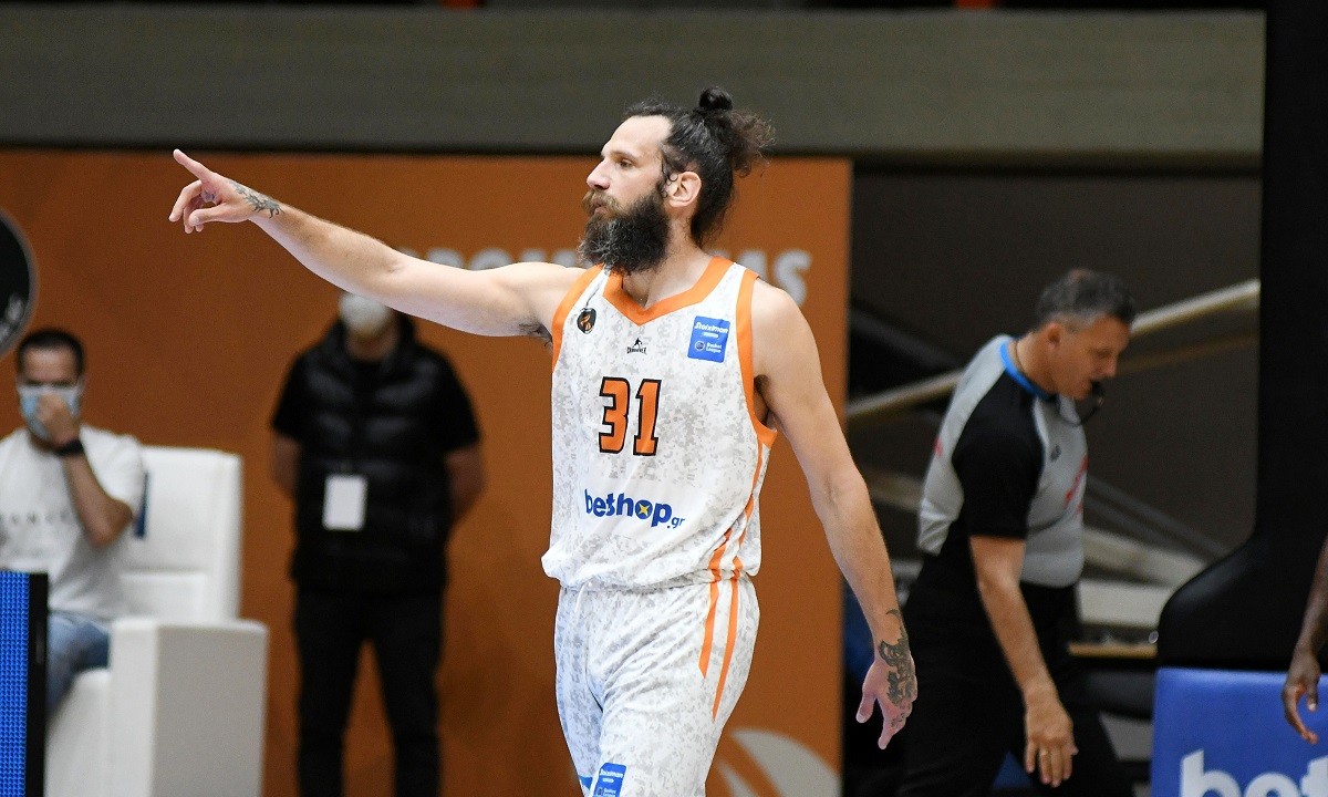 Ο Γιαννόπουλος διέλυσε το ρεκόρ του στα τρίποντα