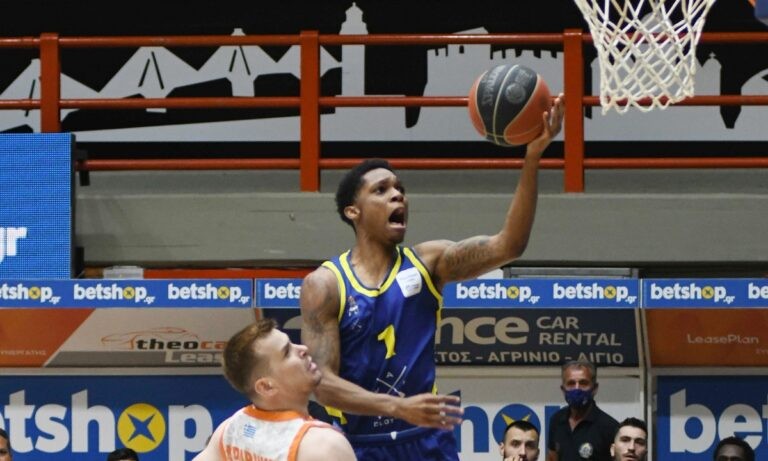 Μένει στο Λαύριο ο Κάρτερ (Vid)