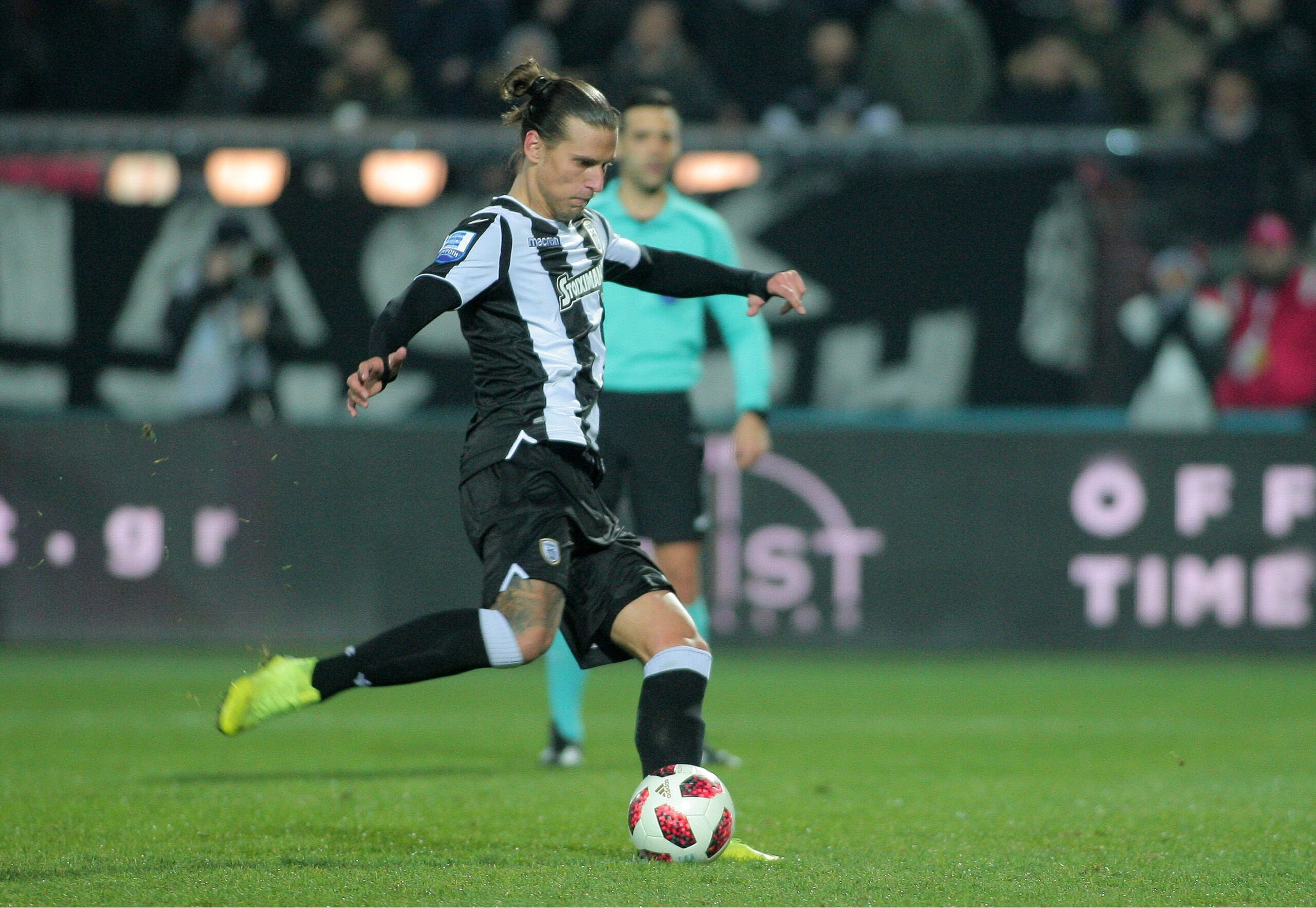 Ο Ράζβαν Λουτσέσκου ανέλαβε την τεχνική ηγεσία του ΠΑΟΚ, μετά τον Πάμπλο Γκαρσία και με ενδιαφέρον αναμένονται οι επιλογές του.