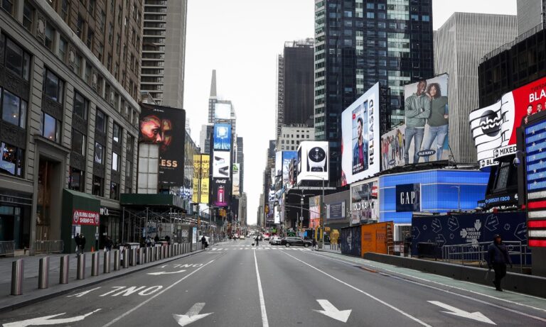 Νέα Υόρκη: Τραυματίστηκαν δύο γυναίκες και ένα 4χρονο κορίτσι από πυροβολισμούς στην Times Square