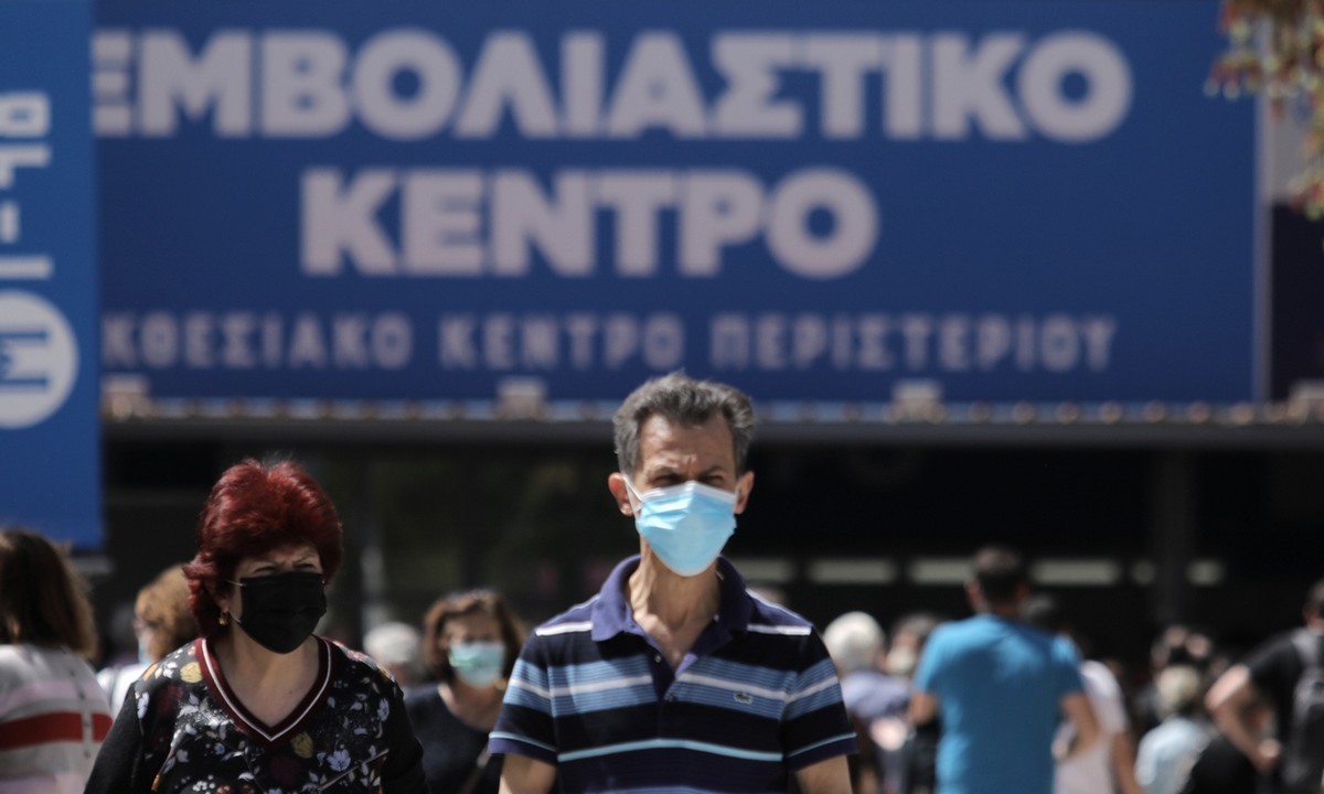 Εμβόλιο AstraZeneca: Ποιοι θα ελεγχθούν για θρομβώσεις