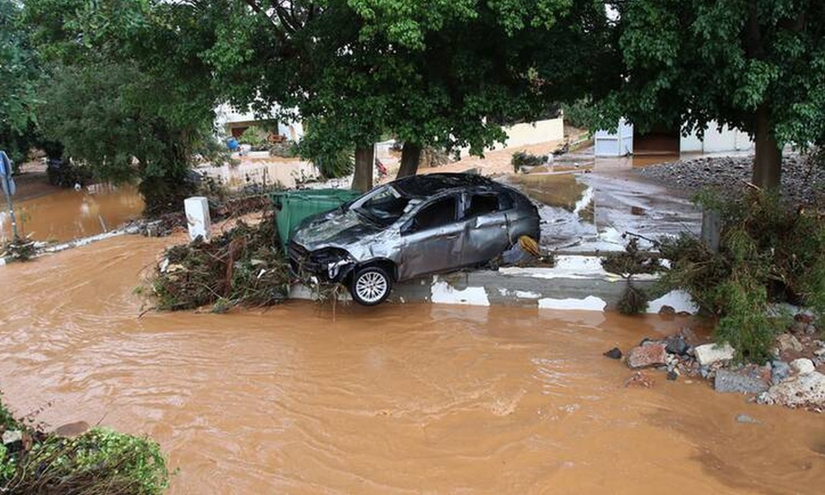 Ελλάδα-SOS: Αυτές οι περιοχές κινδυνεύουν για ξηρασίες και πλημμύρες