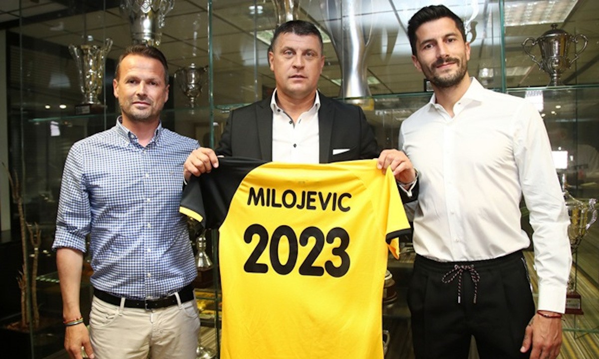 Μιλόγεβιτς: «Πρώτα να φτιάξουμε ομάδα στην ΑΕΚ, μετά να την απολαμβάνει ο κόσμος» (vid)