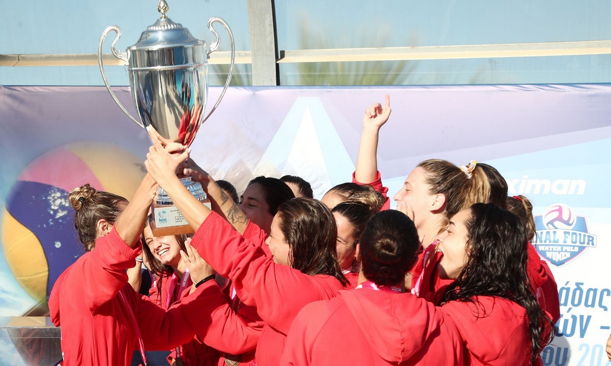 Πόλο: Ο Ολυμπιακός κατέκτησε το τρίτο Kύπελλο σε τέσσερις διοργανώσεις, επικρατώντας 11-8 της Βουλιαγμένης στον τελικό του Final 4.