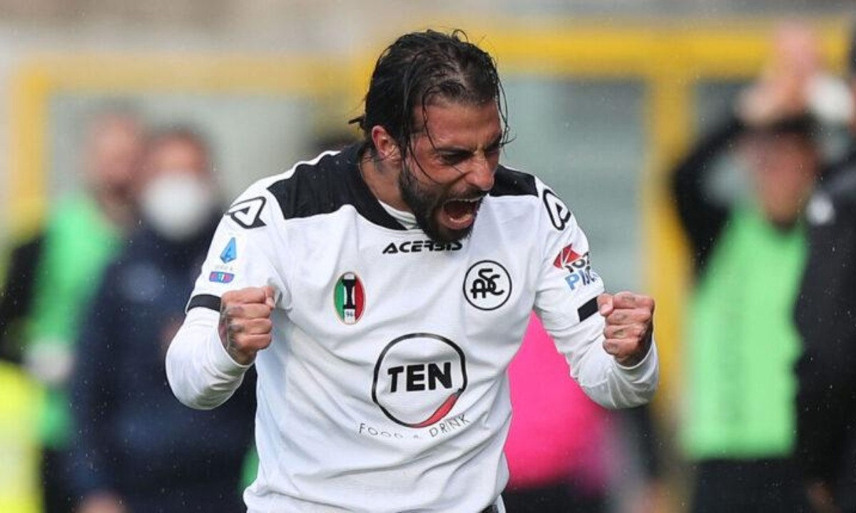 Βέρντε: Η Σπέτσια σώθηκε και τον αγοράζει από την ΑΕΚ