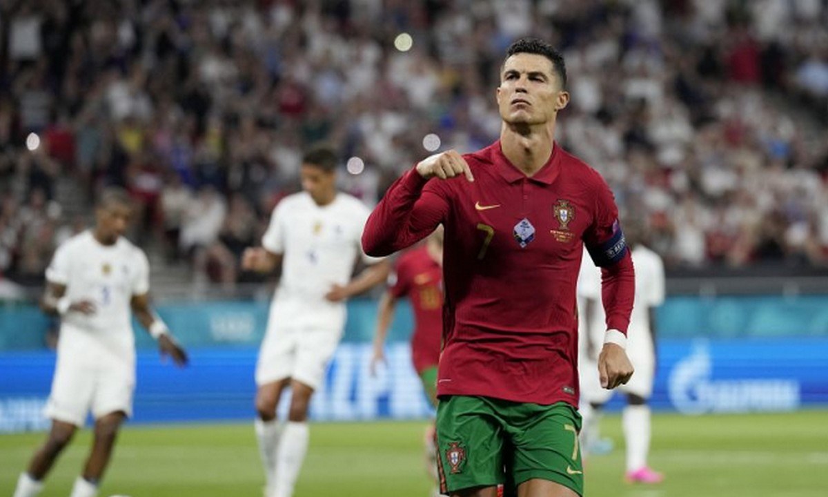 To Euro 2020 συνεχίζεται τα νοκ-άουτ του για δεύτερη μέρα, με το ματς Βέλγιο - Πορτογαλία να ξεχωρίζει.