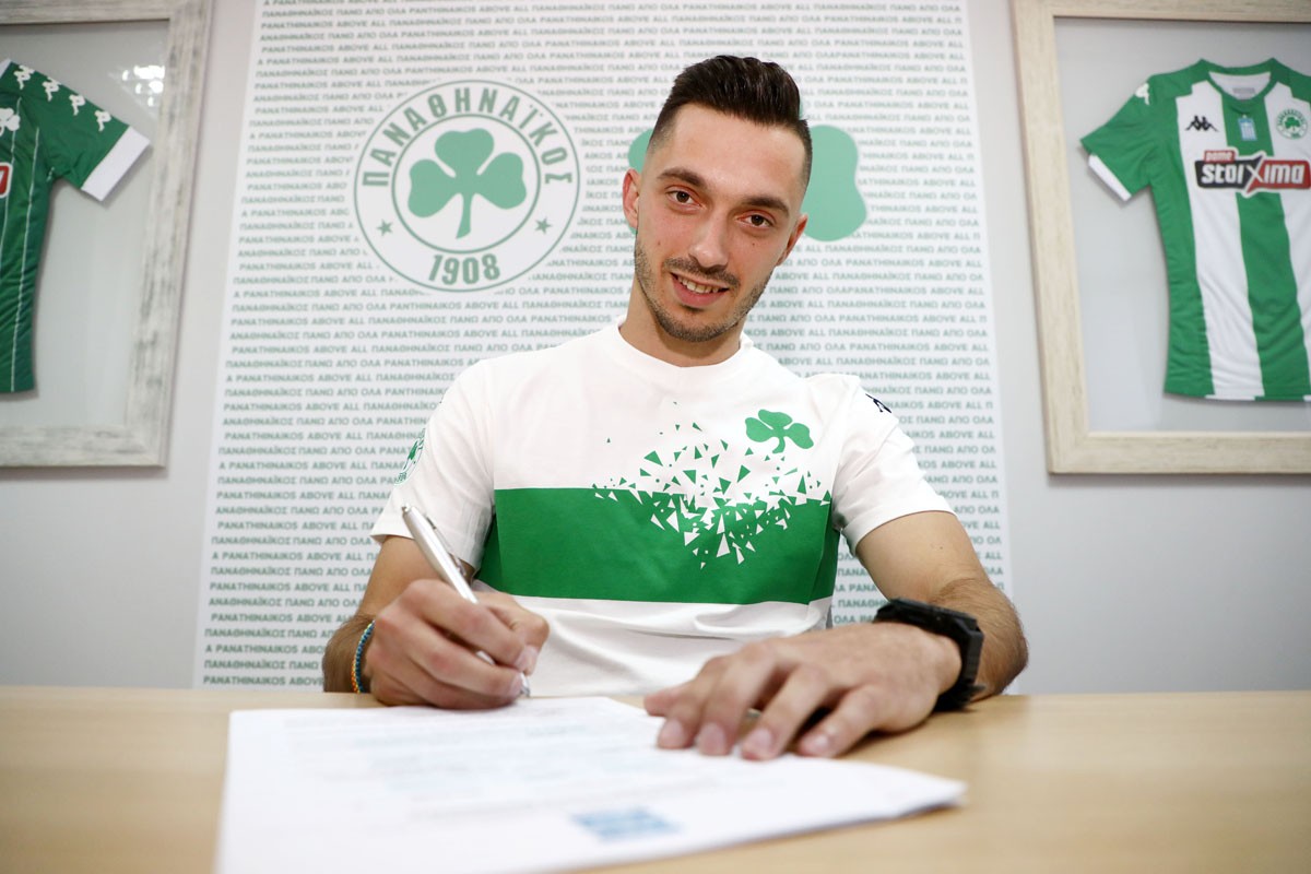 Στα «πράσινα» κι επίσημα ο Γιάννης Κώτσιρας για τα επόμενα τρία χρόνια, καθώς την Παρασκευή (18/6) η ΠΑΕ Παναθηναϊκός ανακοίνωσε την απόκτησή του.
