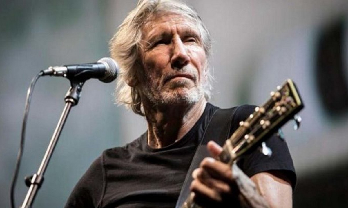 Άγριο κράξιμο του Ρότζερ Γουότερς των Pink Floyd στον Μαρκ Ζάκερμπεργκ του Facebook
