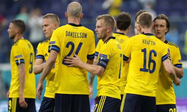 Euro 2020: Η Σουηδία έκανε «προετοιμασία» σε Λούνα Παρκ πριν τους «16»! (pics)