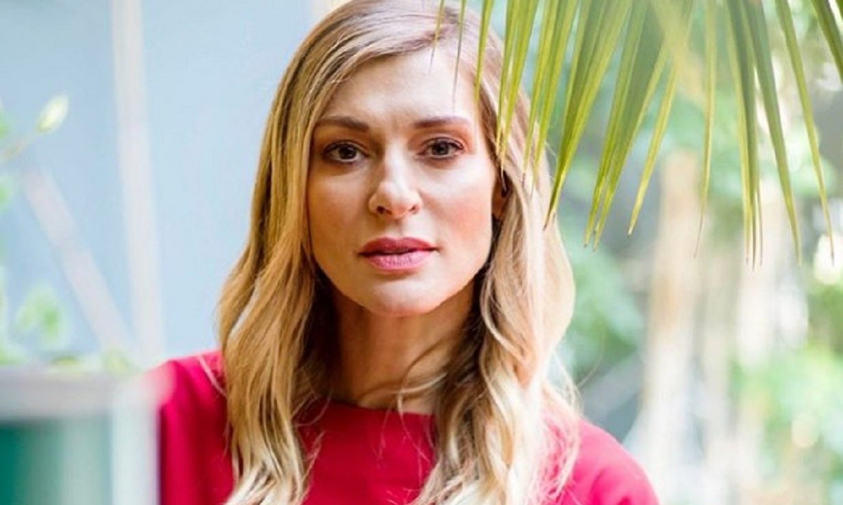 Απίστευτο πως είναι η Ζέτα Δούκα χωρίς μακιγιάζ και φίλτρα