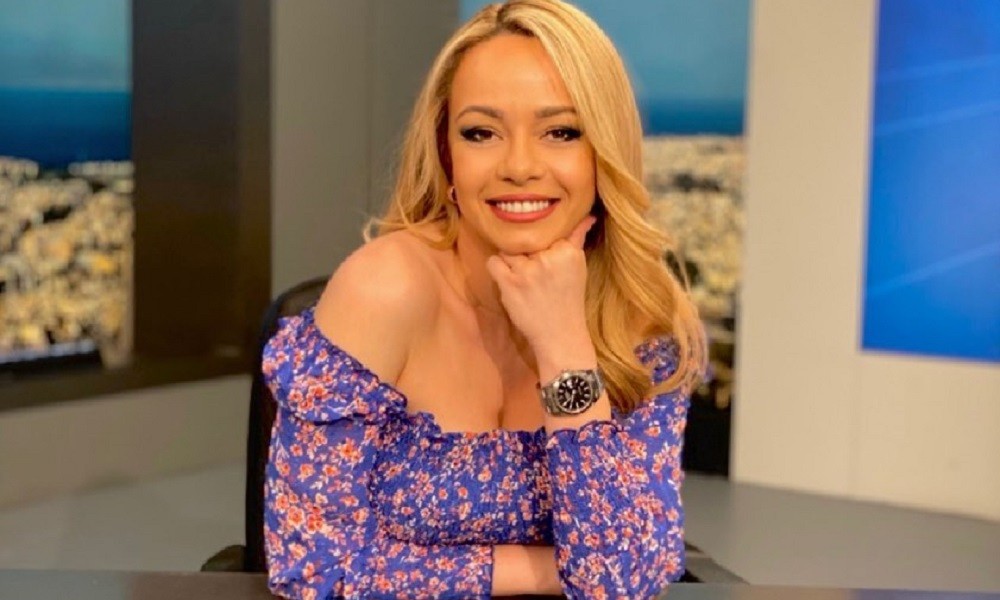 Χρύσα Φώσκολου: Η κούκλα δημοσιογράφος που είναι στο πλευρό του Παπαδάκη!