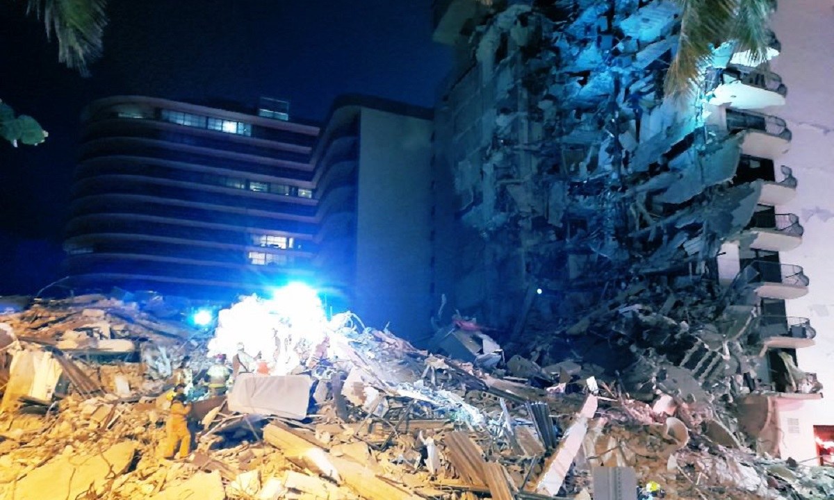 ΣΟΚ στο Μαϊάμι : Κατέρρευσε ξαφνικά 12όροφο κτήριο