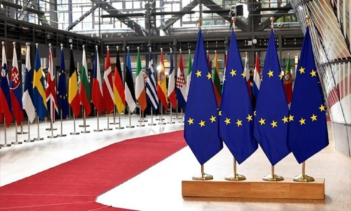 Σύνοδος Κορυφής: Οι «27» ηγέτες της ΕΕ εξέφρασαν την ικανοποίησή τους για την πορεία των εμβολιασμών, αλλά ζητούν επαγρύπνηση για τις μεταλλάξεις. 