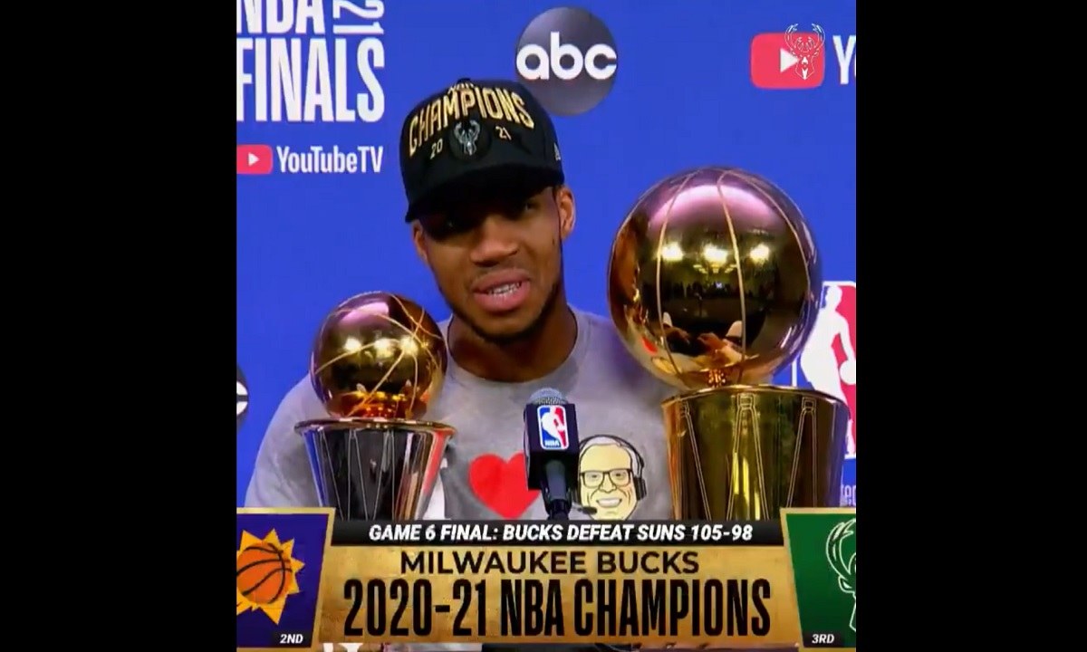 Αντετοκούνμπο: «Αυτό είναι για τη μητέρα και τον πατέρα μου» (vids)