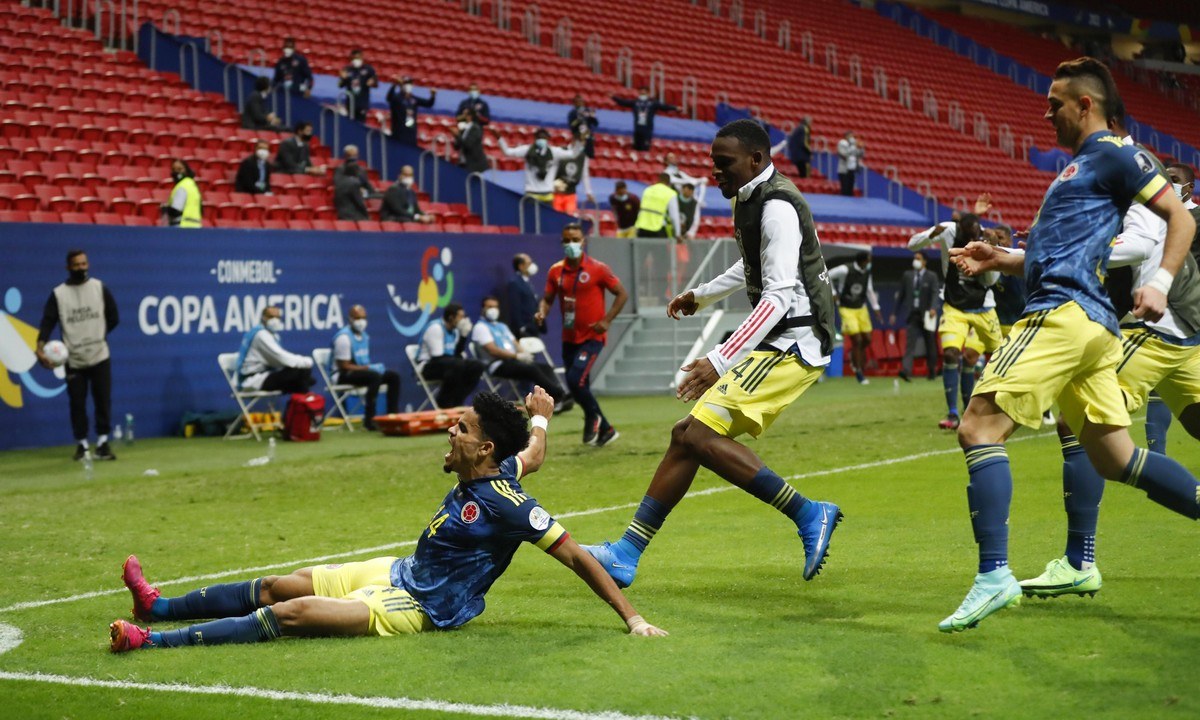 Η Κολομβία κάνοντας την ανατροπή στο 93' με τον Ντίας επικράτησε του Περού με 3-2 και κατέκτησε την τρίτη θέση του Copa America.