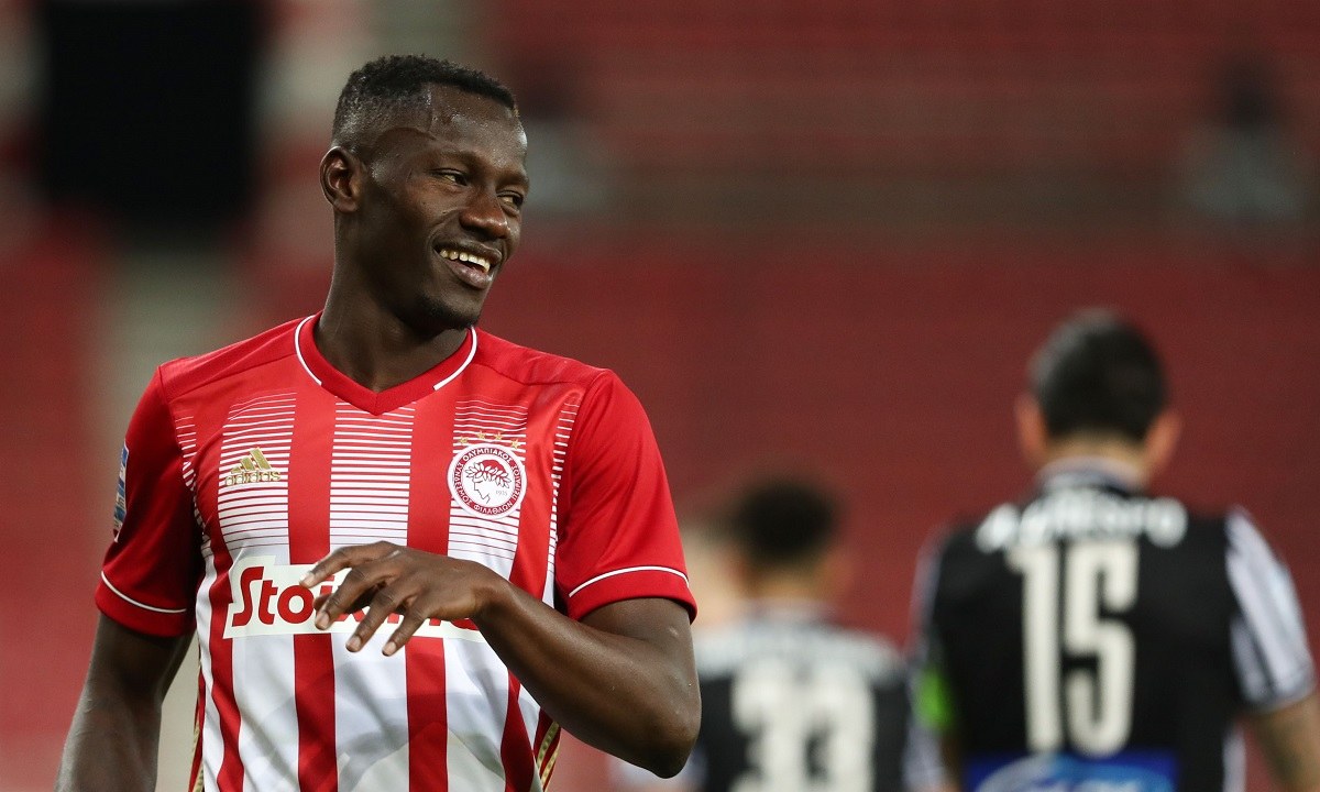 Ολυμπιακός Καμαρά Η ιδιαίτερη πρόταση της Νάπολι που απορρίφθηκε