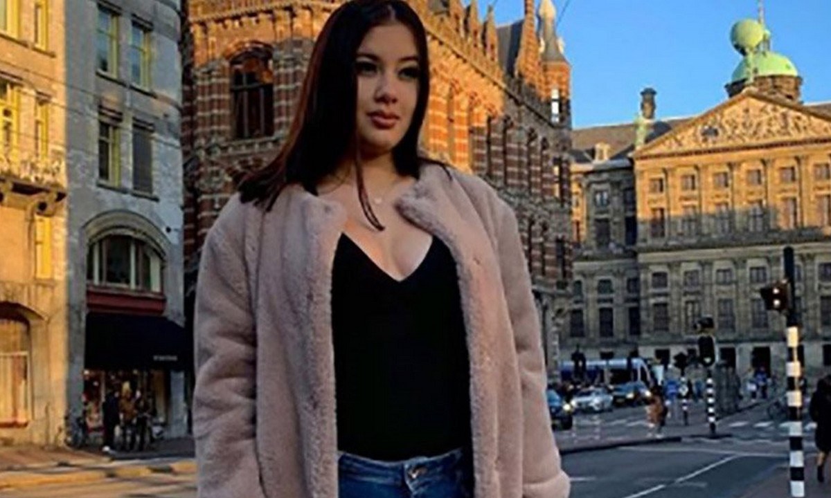 Έγκλημα στα Γλυκά Νερά: Αυτή είναι η αδελφή της Καρολάιν – Οι αναρτήσεις μετά την δολοφονία