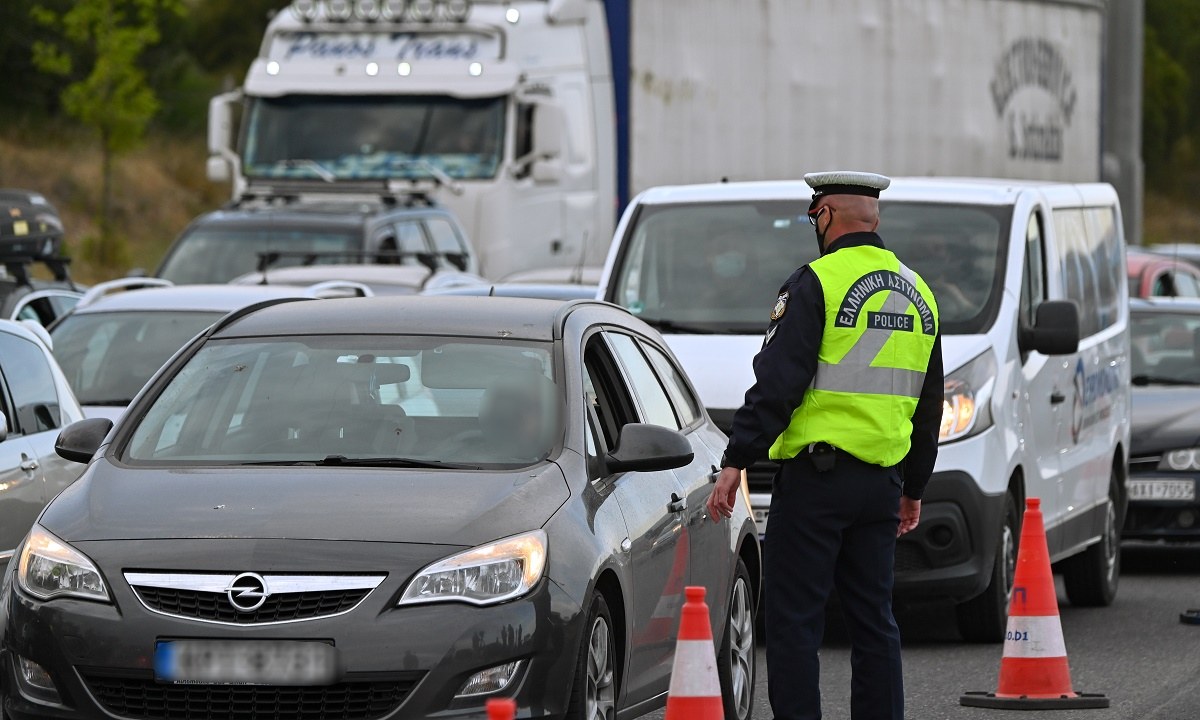 Κορονοϊός: Ανοιχτό είναι το ενδεχόμενο το ενδεχόμενο για υποχρεωτικό τεστ ή green pass και στις μετακινήσεις από νομό σε νομό! 