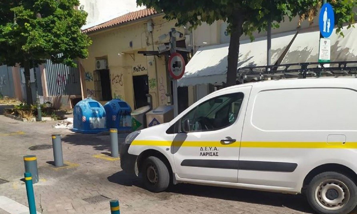Λάρισα: Η δημοτική αστυνομία έγραψε όχημα της… δημοτικής αστυνομίας