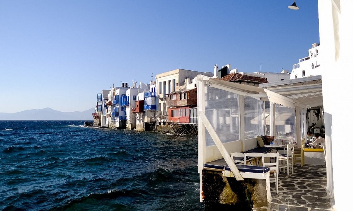 «Πέσαμε να κοιμηθούμε στη Μύκονο και ξυπνήσαμε στη Σπιναλόγκα»